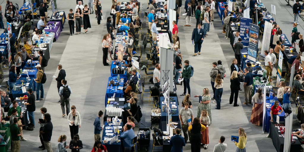 https://media-cldnry.s-nbcnews.com/image/upload/t_nbcnews-fp-1024-512,f_auto,q_auto:best/rockcms/2026-09/260929-job-fair-sjr-1612-df45a8.jpg