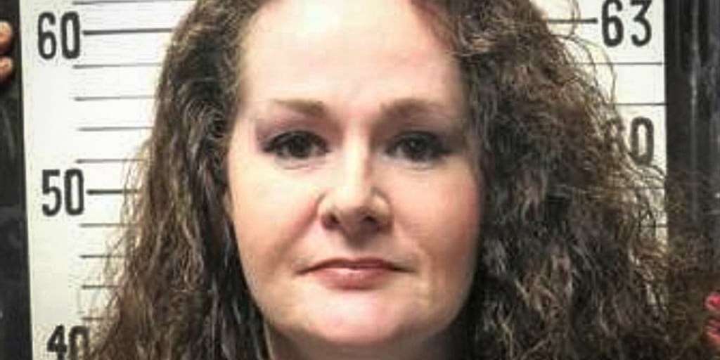There was no medical oxygen or mask in the execution chamber where Tennessee tried and failed to kill convicted murderer Christa Pike, which meant staff had to go and get it when things went wrong, according to a source who witnessed what happened.