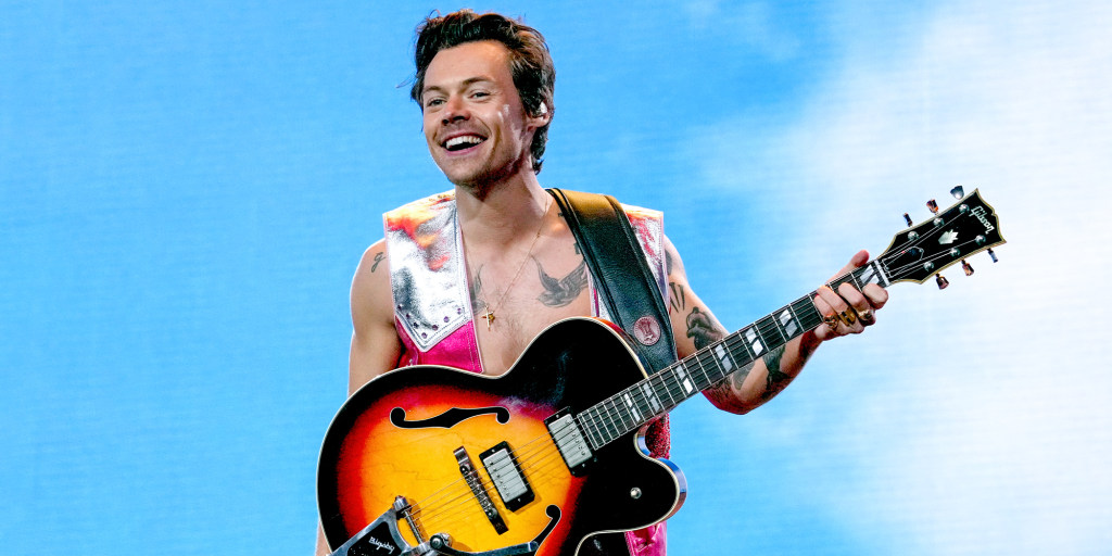 https://media-cldnry.s-nbcnews.com/image/upload/t_nbcnews-fp-1024-512,f_auto,q_auto:best/rockcms/2026-09/260930-harry-styles-vl-1240p-e6a4df.jpg