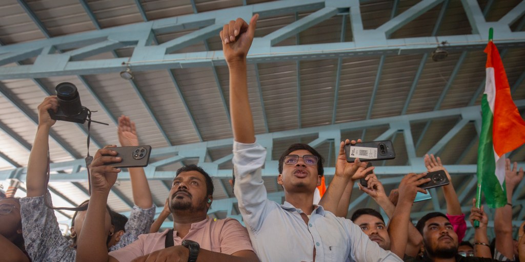 Thousands of supporters of India’s youth “Cockroach” movement and student groups demonstrate in Bengaluru, demanding the election chief’s resignation after a voter list revision removed over 130 million people from the rolls.