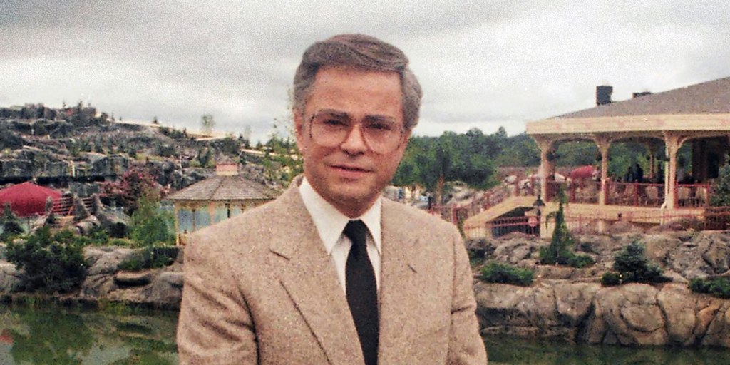 BREAKING: Television pastor Jim Bakker, who served time in prison for defrauding his followers in the 1980s, has died. He was 86.
