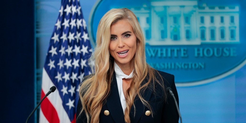 Trump's new White House press secretary, Katie Zacharia, keeps first briefing short