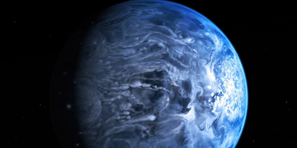 Bizarro in blue: Alien planet's color detected for the first time