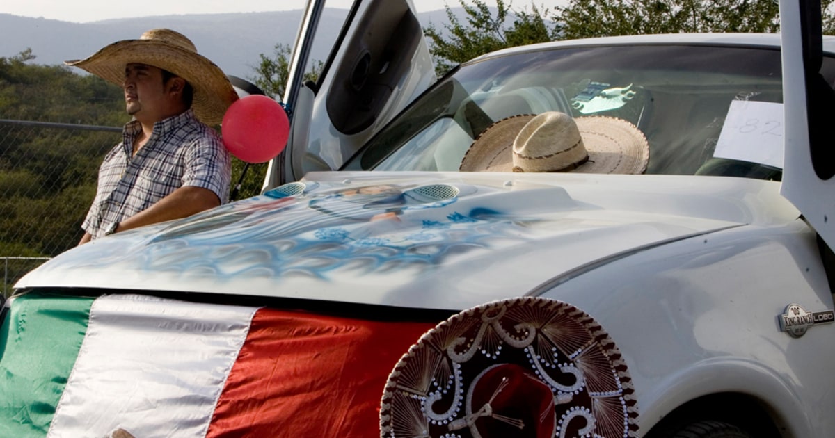 Mexicans return home for truck competition