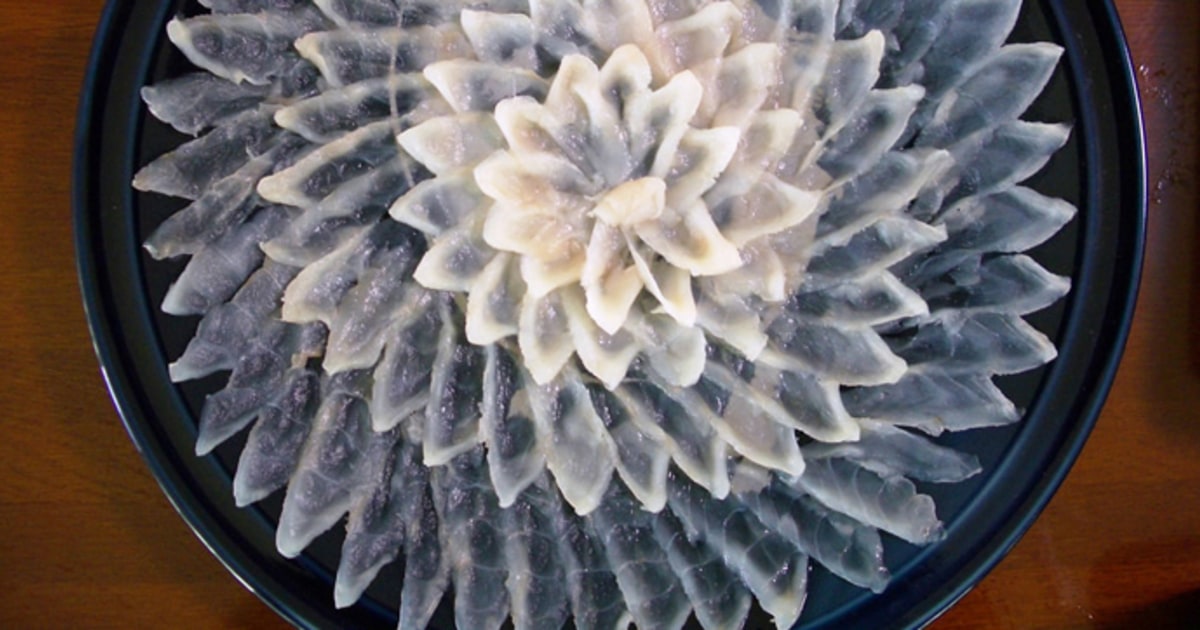 blowfish-testicles-poison-7-diners-in-japan