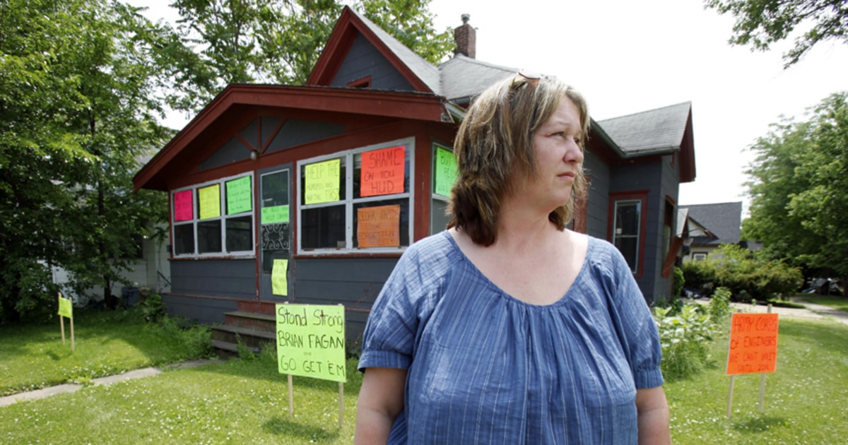 A Year After Iowa Floods Many Still Wait For Help   090611 Iowa Flood Hlarge 8a 