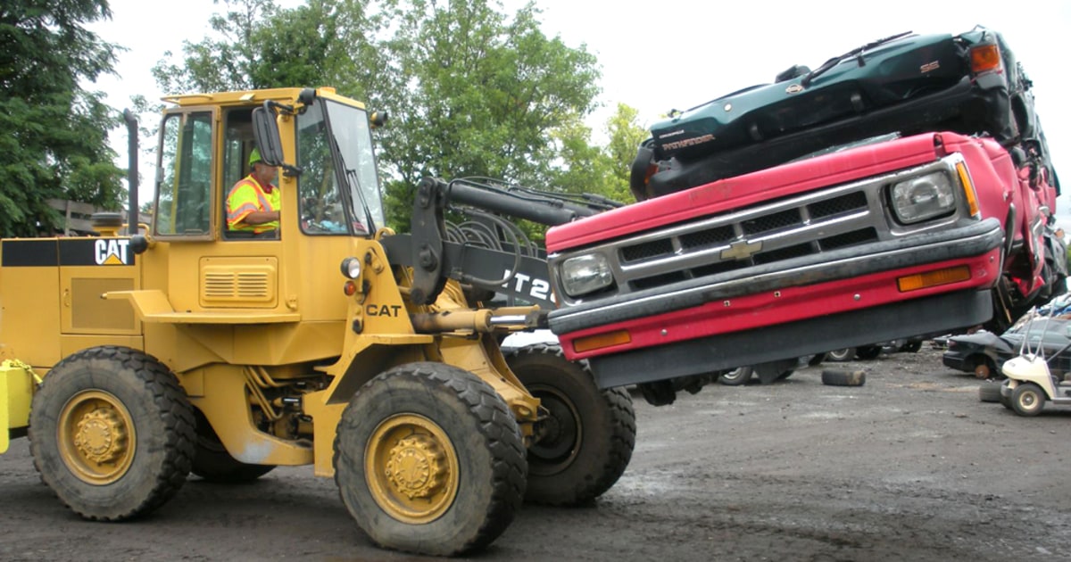 Scrap yards get busy crushing clunkers