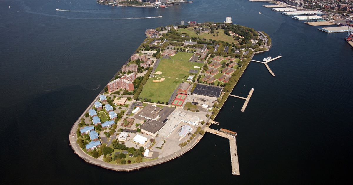 NYC School Makes Harbor Its Classroom