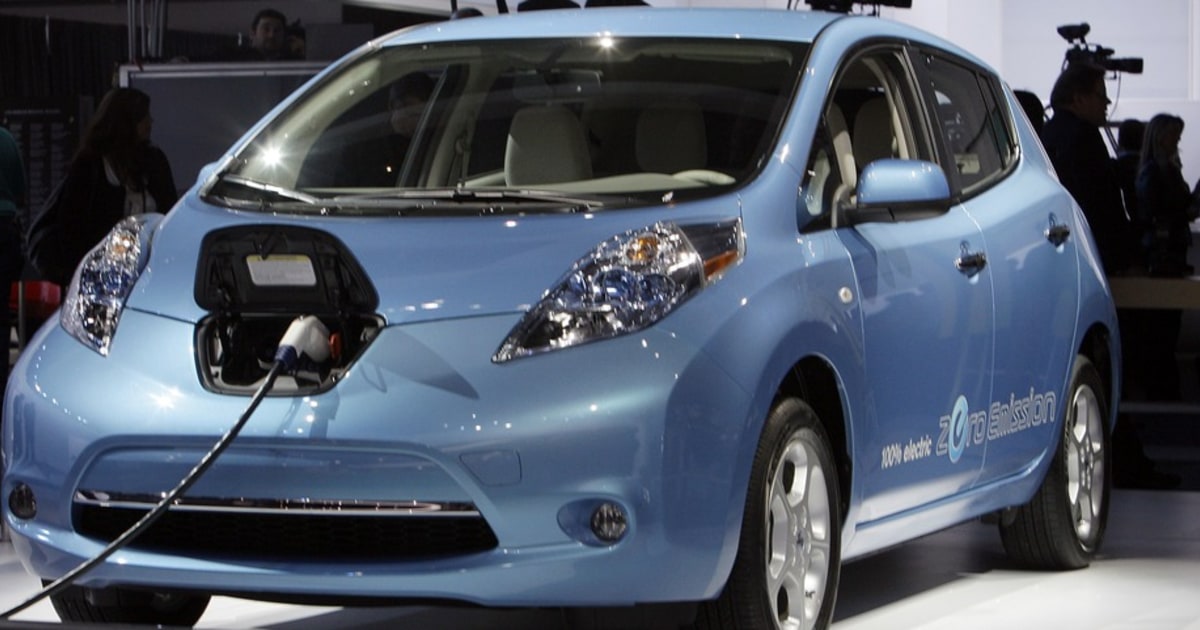 Nissan to fix software glitch in electric car