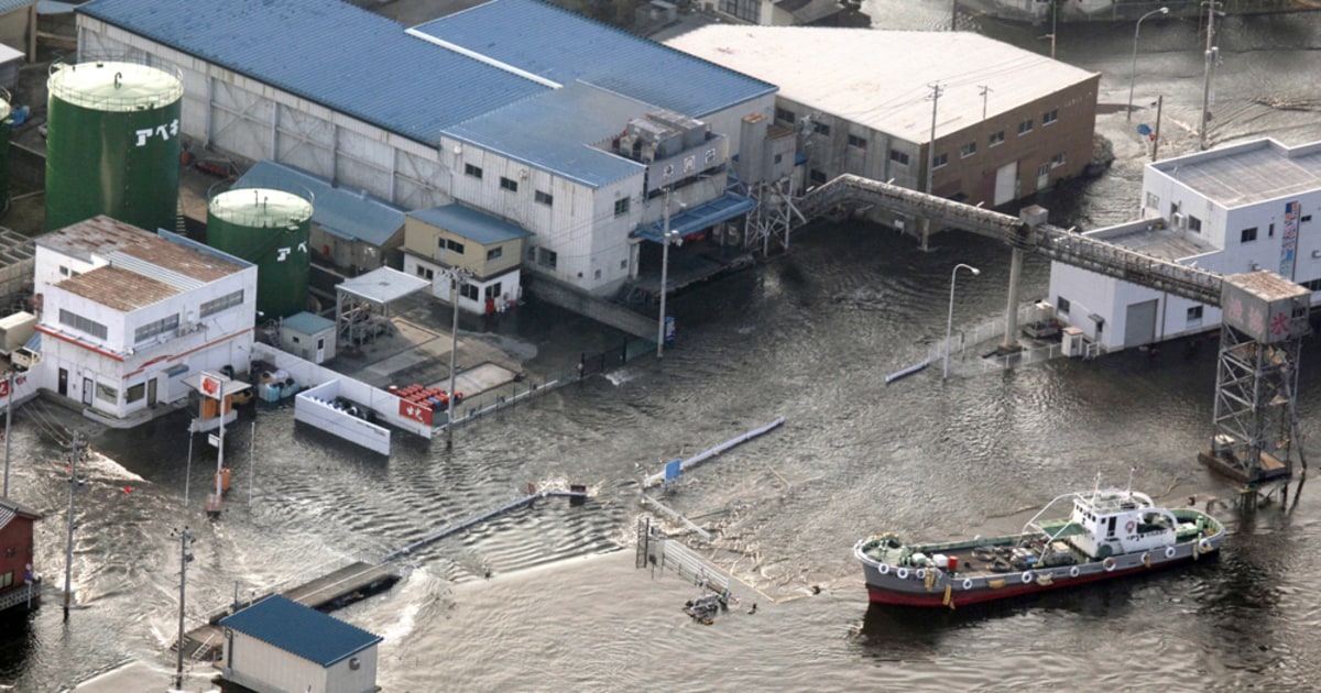 Tsunami experts: No regrets about warning