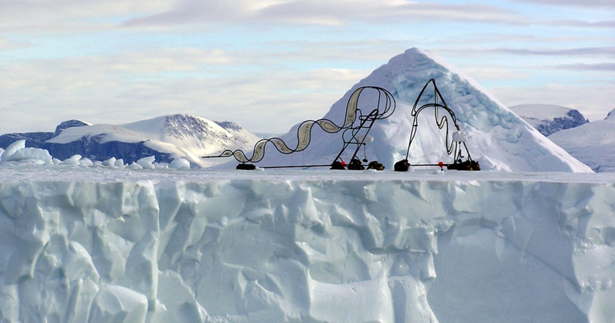 100323-greenland-sculpture-