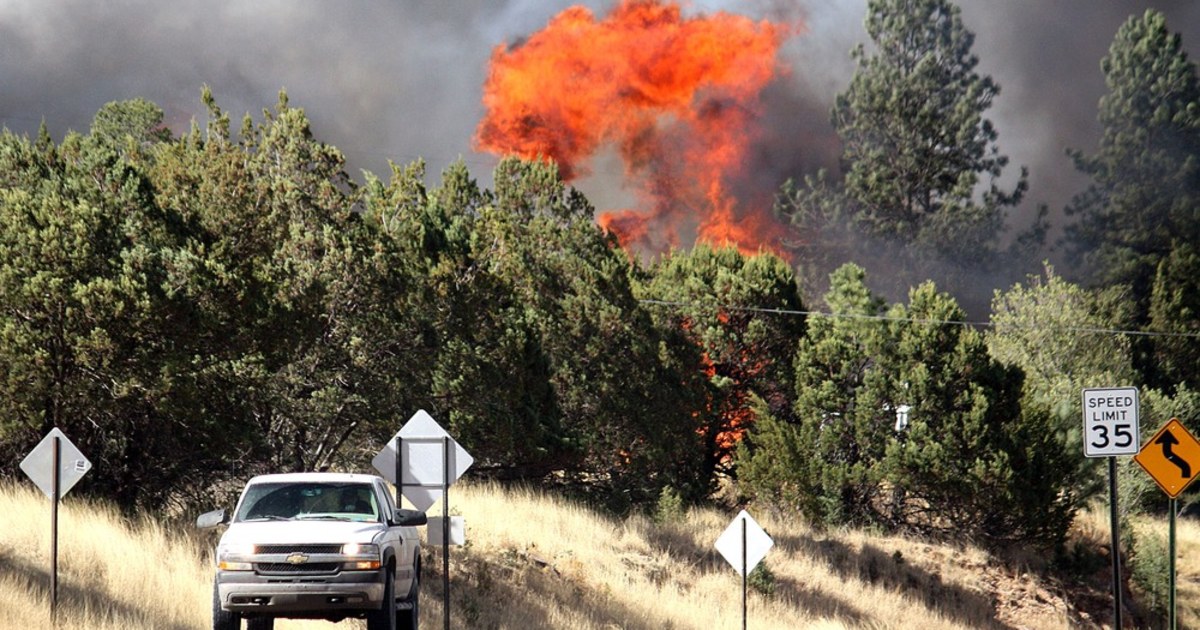 Dry New Mexico sees 27 wildfires in 4 days