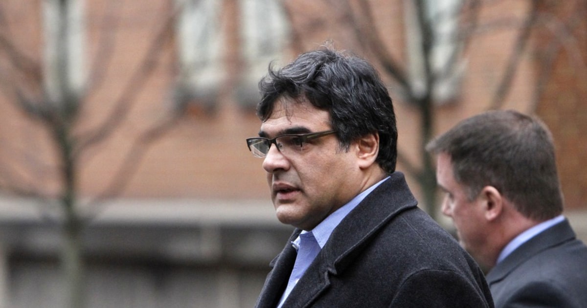 Ex Officer Is First In Cia To Face Prison For A Leak