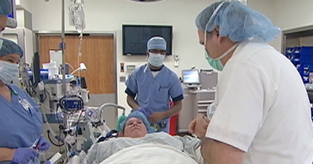 Illustration of Losing Weight With Type 2 Diabetes Surgery