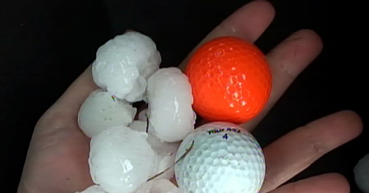 Golfball sized hail hits Kansas