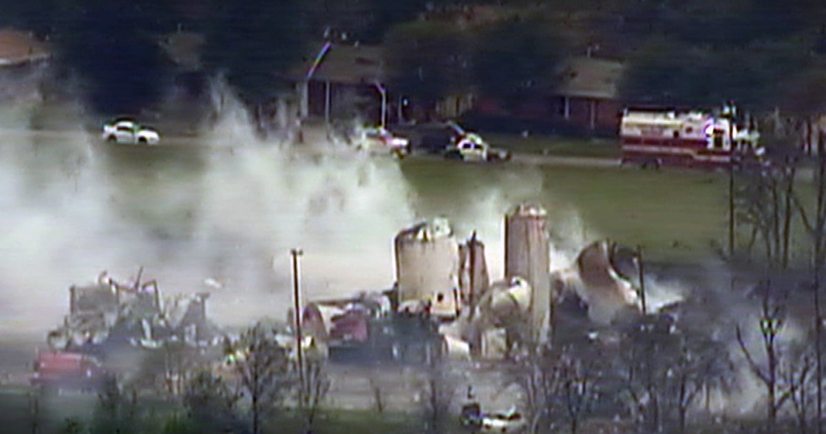 Fertilizer plant still smoking after explosion