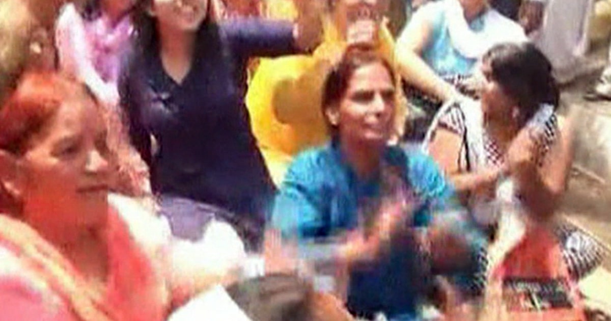 Women protest rise in rape cases in India