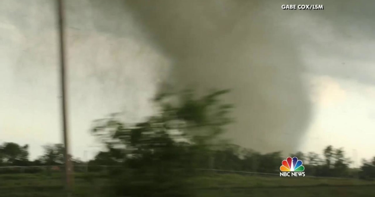 27 Million Americans at Risk For Severe Weather as System Moves East