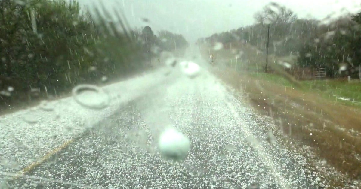 Twoinch hail in Oklahoma and Texas damages cars