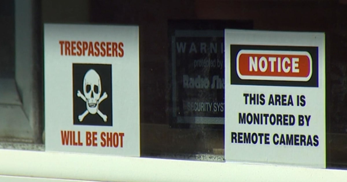 Washington State Man Shoots Intruder in Shower