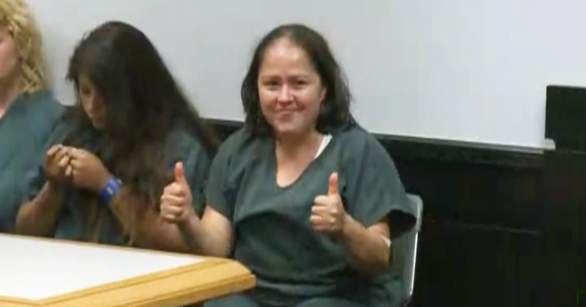 Mom Charged in Stabbing Deaths of Family Makes Bizarre Court Appearance