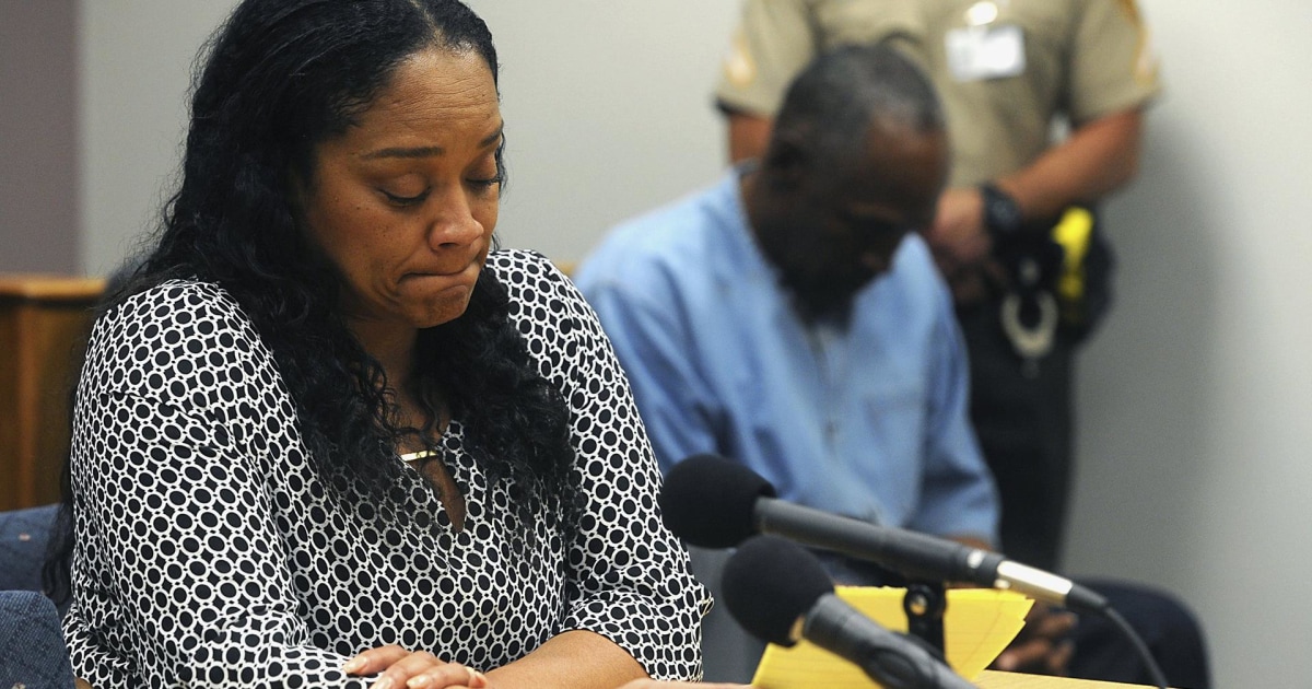 O.J. Simpson's oldest daughter Arnelle makes statement at parole board ...