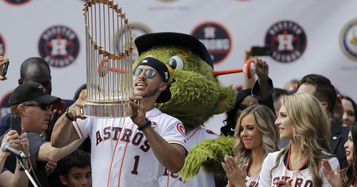 Houston Astros World Series trophy parade watched by thousands, Baseball  News