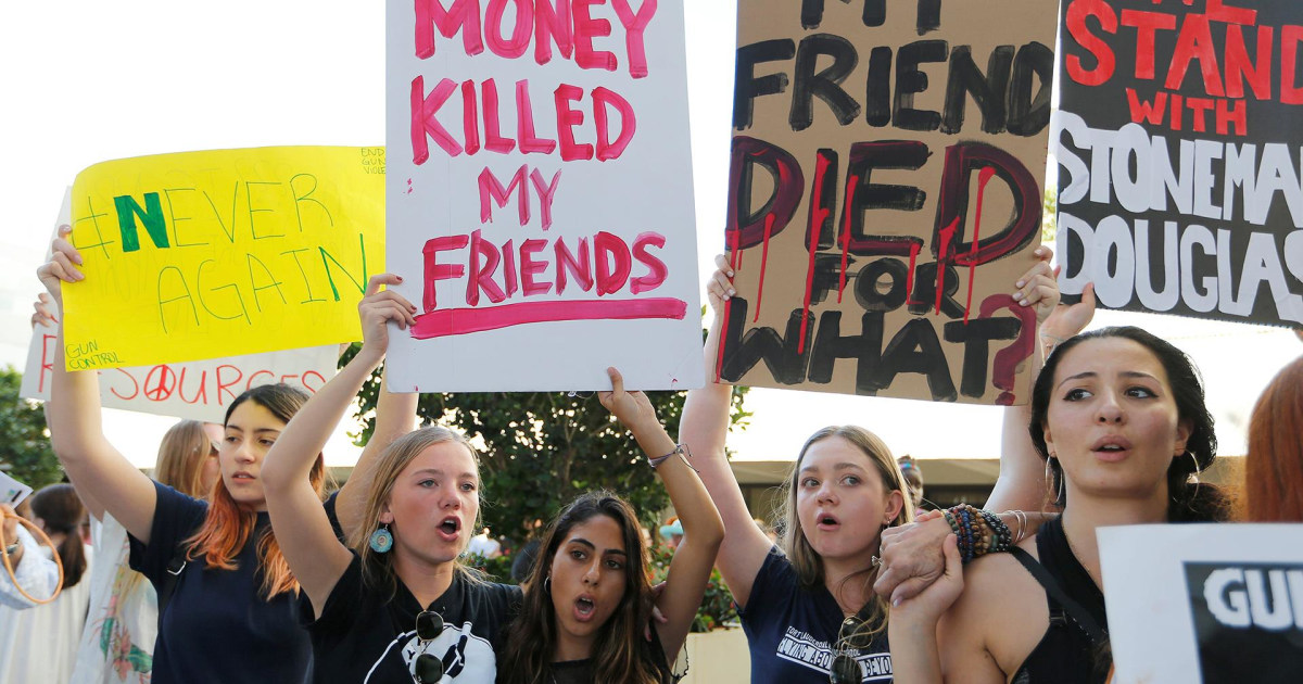 School shooting survivors, hundreds rally against gun lobby in Fort