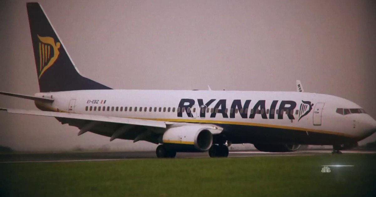 Passengers Outraged Frightened After Pressure Drop Aboard Ryanair Flight 
