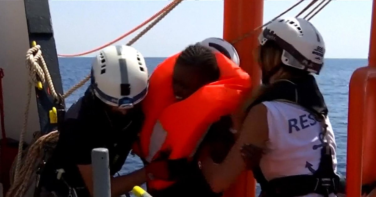 Migrants in Mediterranean Sea face rescue delays