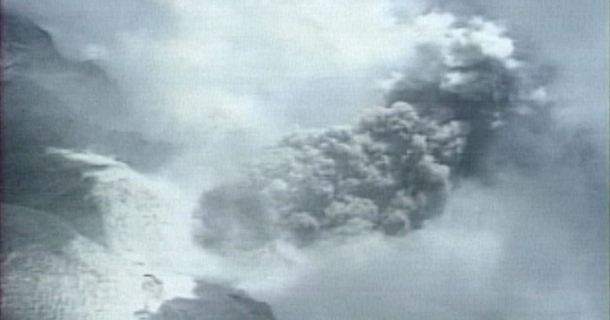 Nightly News, 1991: Mount Pinatubo erupts in the Philippines