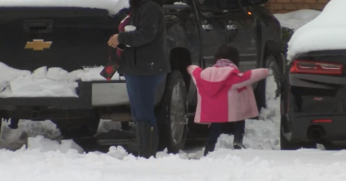 Winter storm hits Texas with over 8 inches of snow