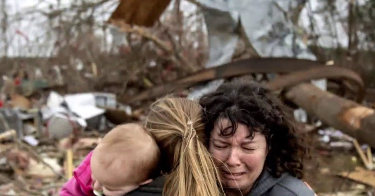 Crews search for survivors in Alabama after tornado outbreak kills at ...