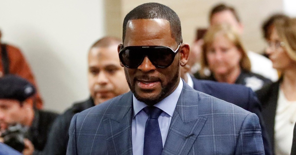 Man claims to have tape of R. Kelly abusing underage girls