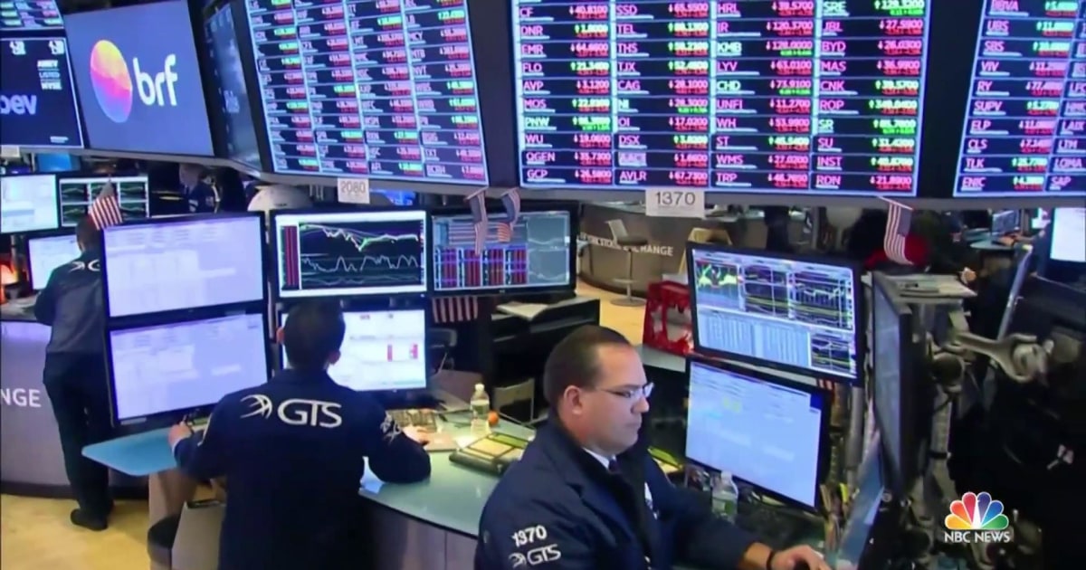 Stock market plunges as China strikes back against U.S. tariffs