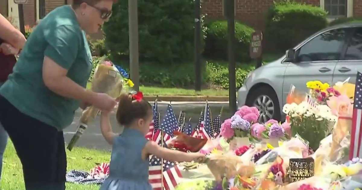 Gunman submitted resignation hours before Virginia Beach