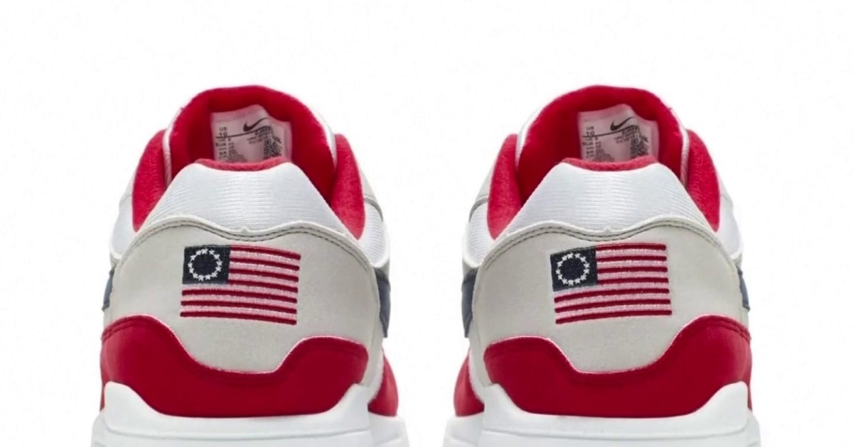 Nike betsy ross show online