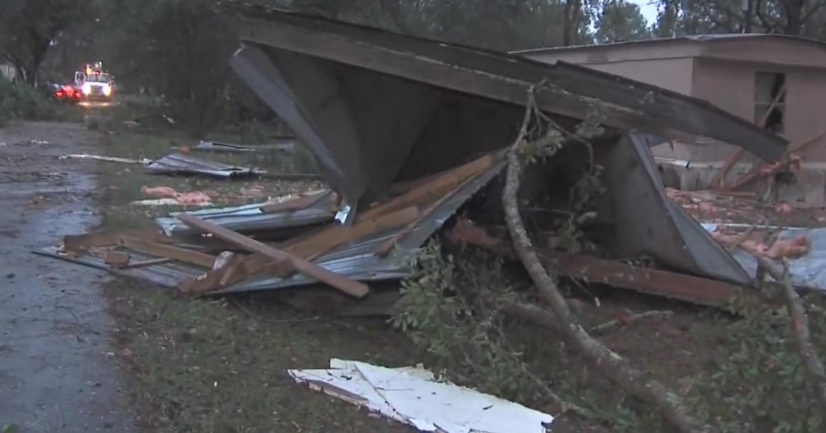 Homes damaged after tornado touchdown in Alabama