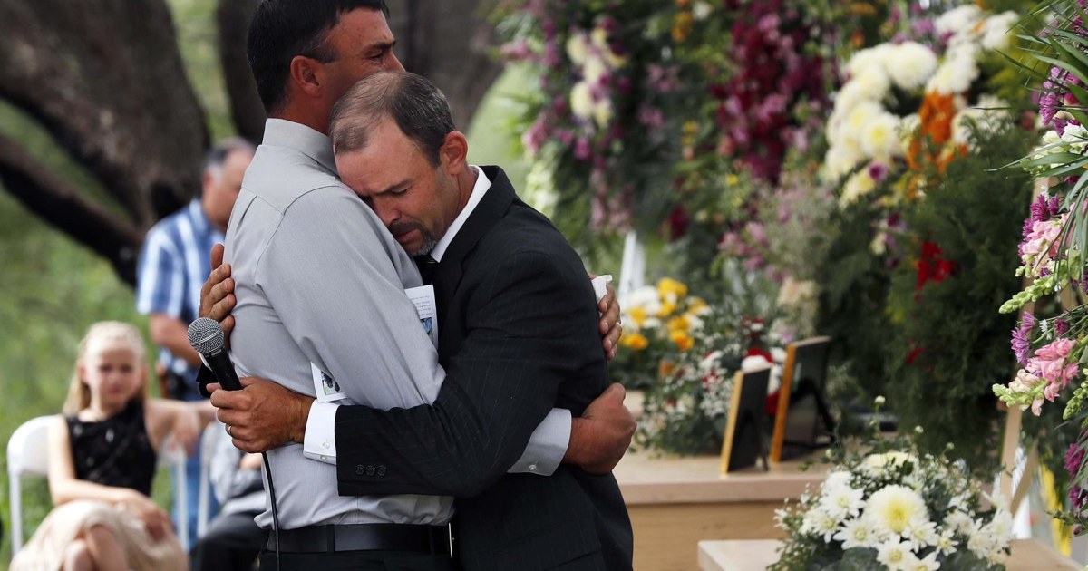 First funerals held for victims of Mexico ambush