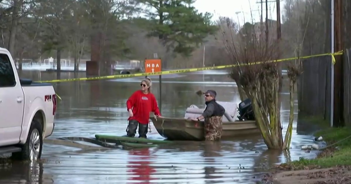 Mississippi braces for widespread flooding after days of heavy rain
