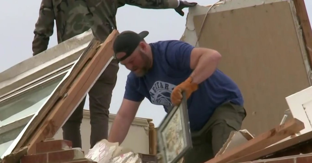 Tennessee communities picking up the pieces after deadly tornadoes