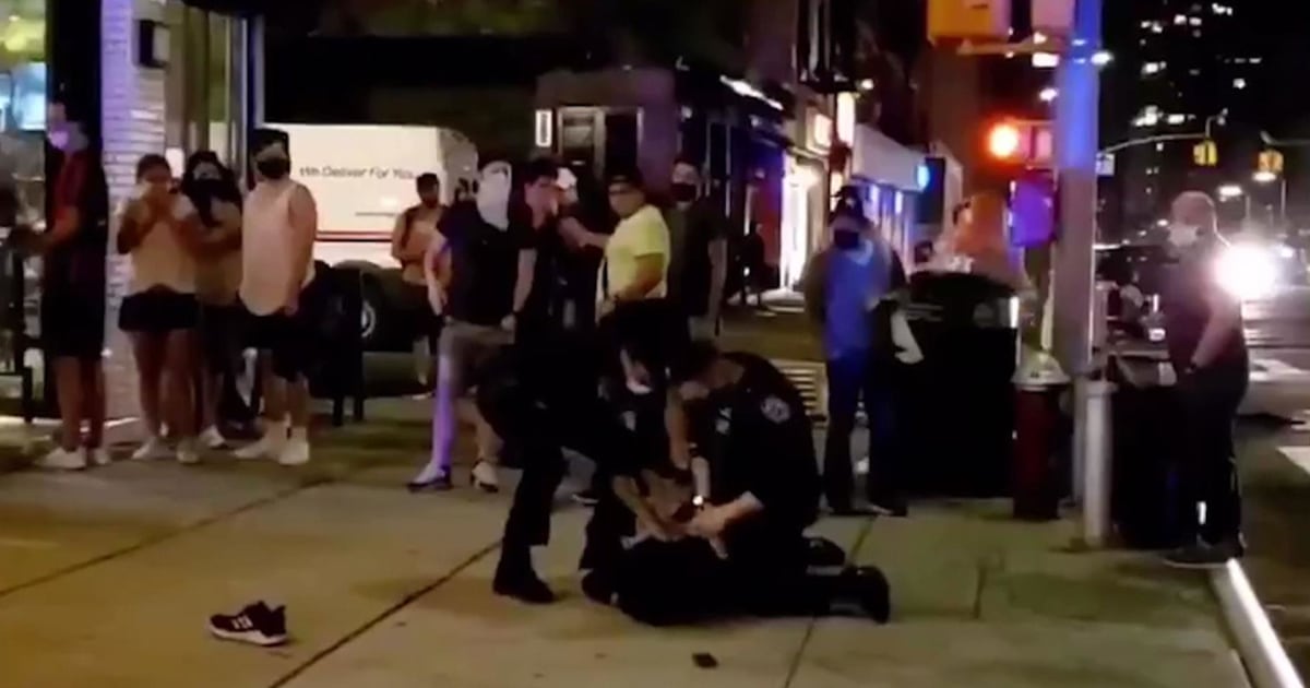 Video shows NYPD officer slam man on his head on crowded sidewalk