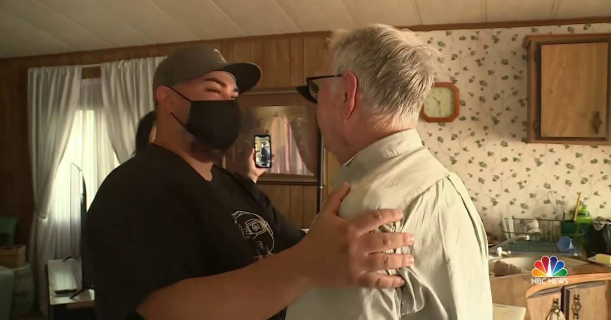 89-year-old pizza delivery driver gets surprise $12,000 tip