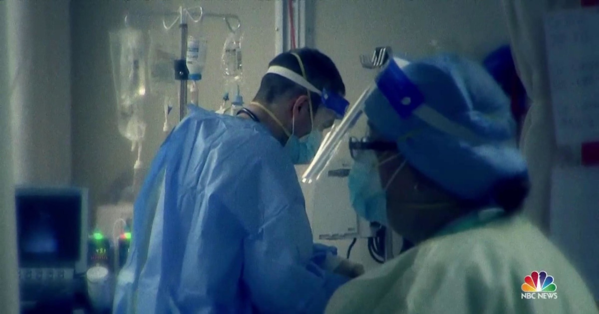 Covid continues to surge in U.S. as death toll soars