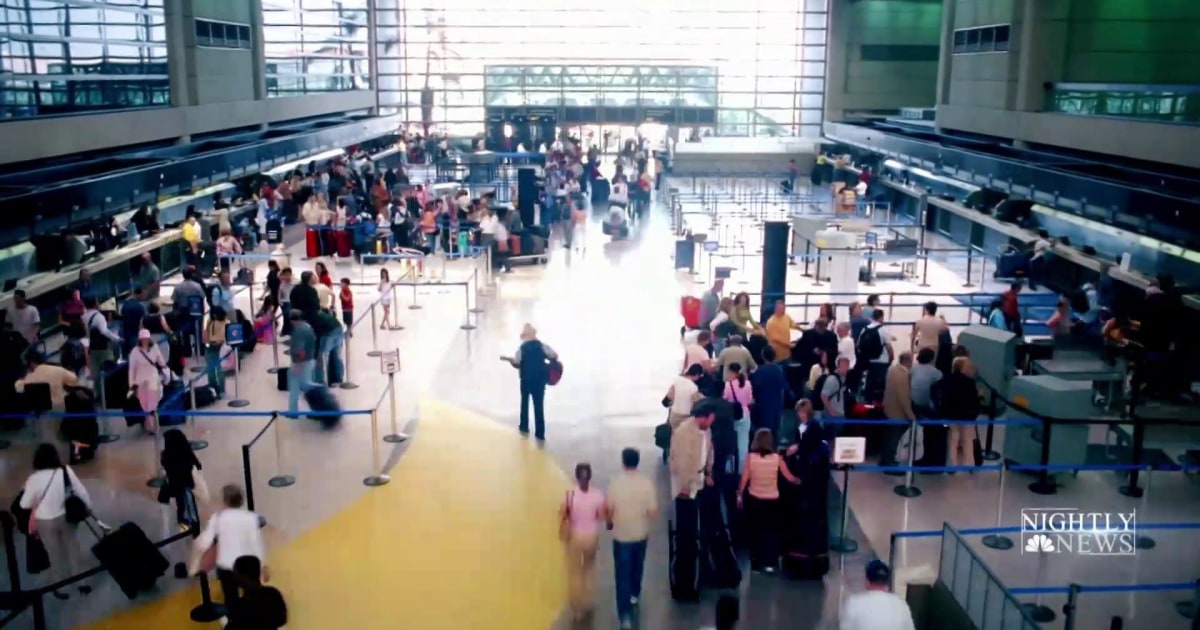 Airlines expanding U S flight routes ahead of vacation season