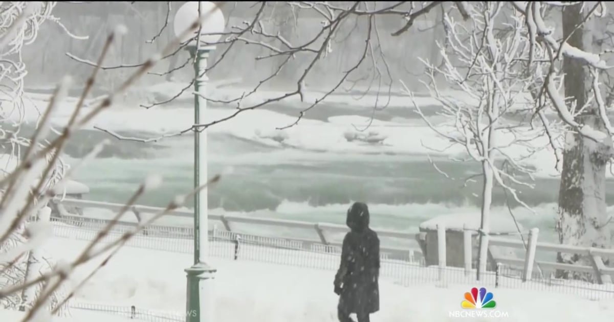 Historic Arctic Blast Sends U.S. Into Deep Freeze