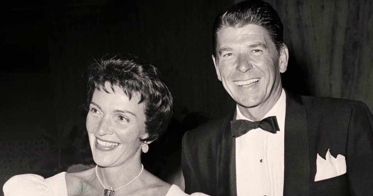 Remembering Former First Lady Nancy Reagan