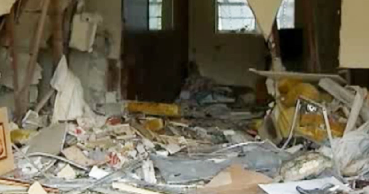 'Amorous' couple's car crashes into home