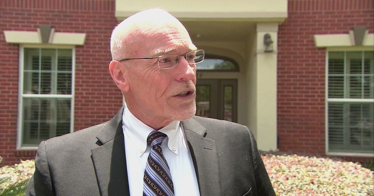 Lawyer Zimmerman's Goal was to Get Away from Aggressor