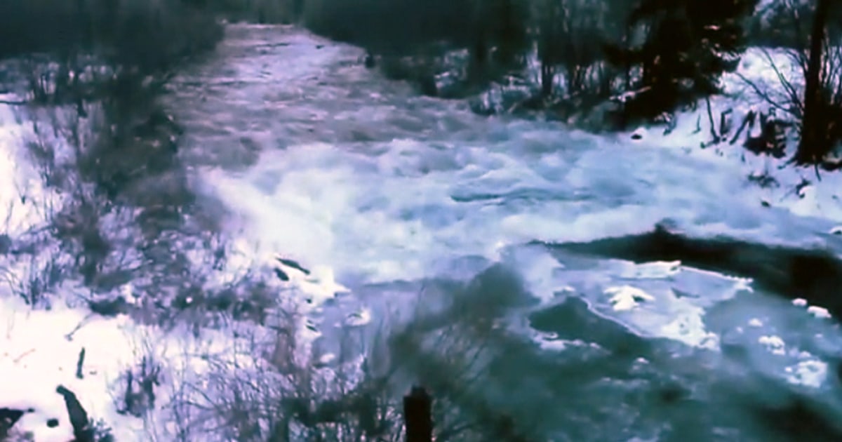 Ice Cold Rushing Rivers Caught on camera: Ice rushes down Colo. river